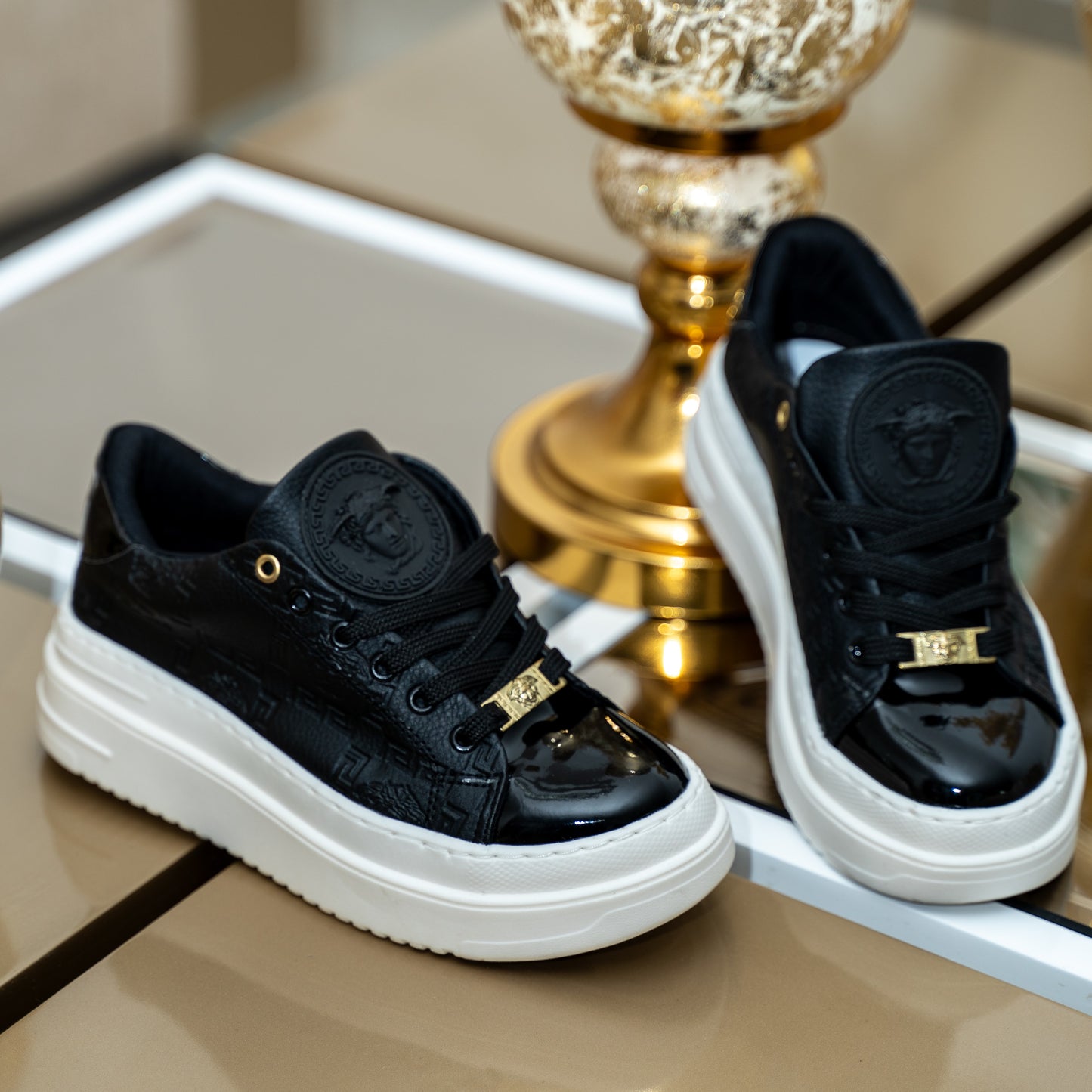 Zapatos Versace