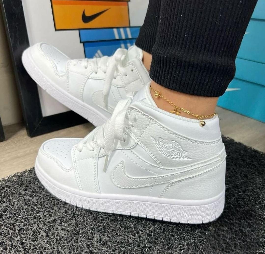 BOTAS NIKE PARA DAMA Lill