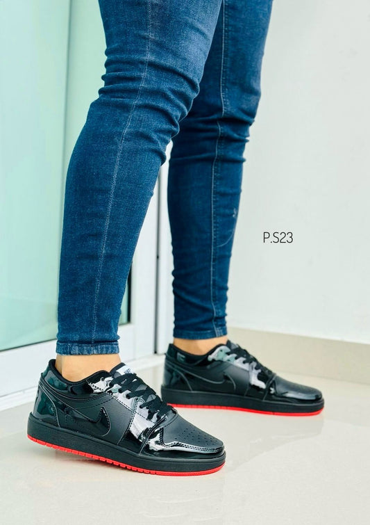 NIKE  RETRO 1 CORTE BAJO PTÑ🏆